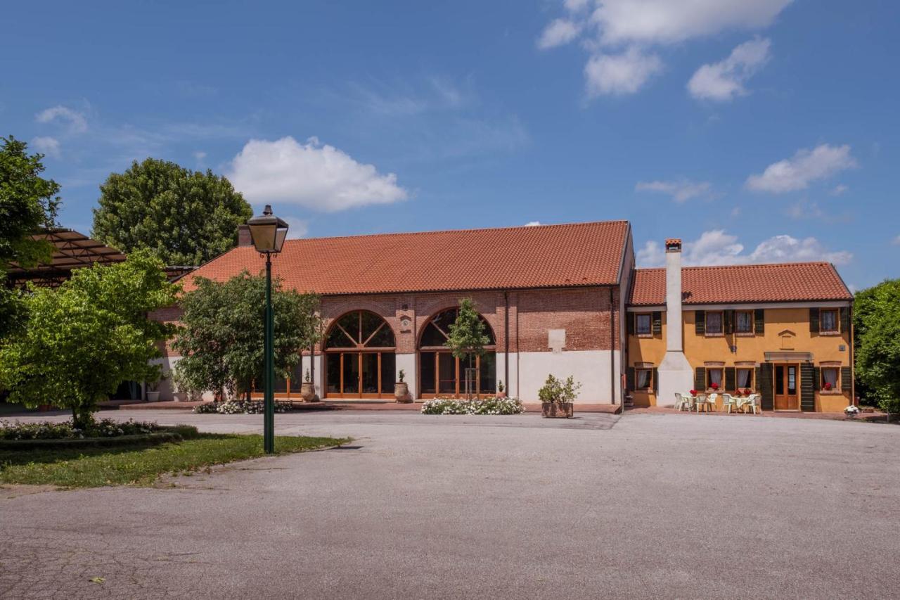 Agriturismo Le 4 Rose Vescovana Kültér fotó